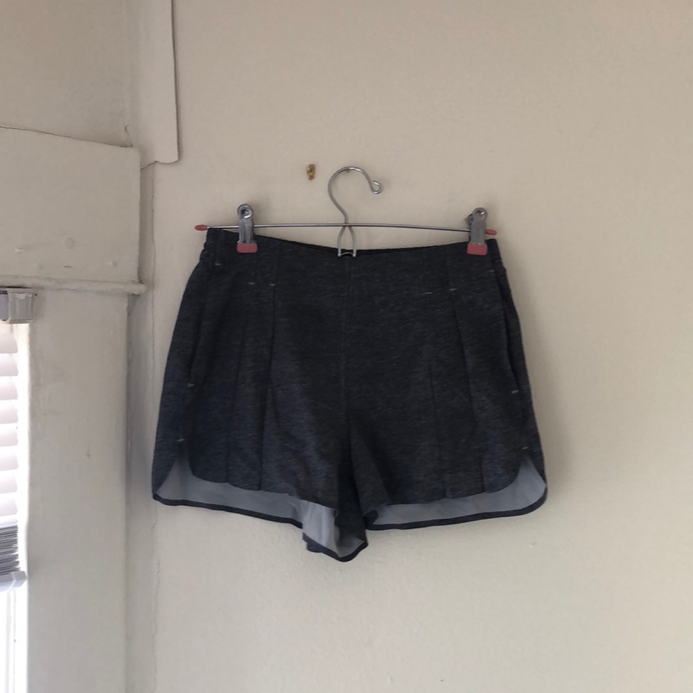 Lulu gray shorts